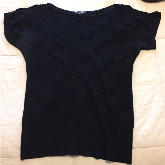 Black T-shirt - Picture 1 of 2